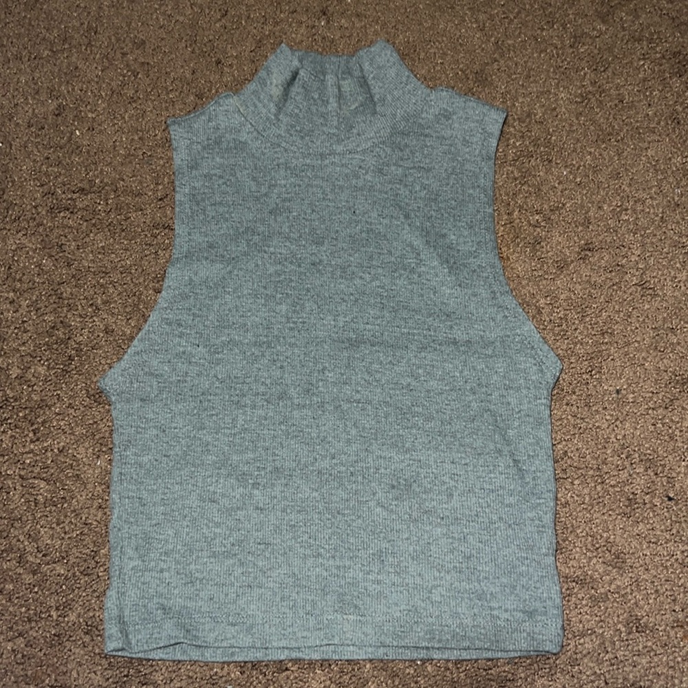 Forever21 White Cropped Sleeveless Turtle Neck